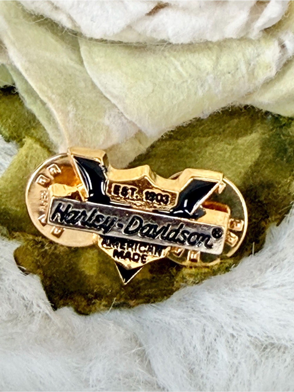 Harley-Davidson VINTAGE AMERICAN MADE LAPEL PIN Gold and Black